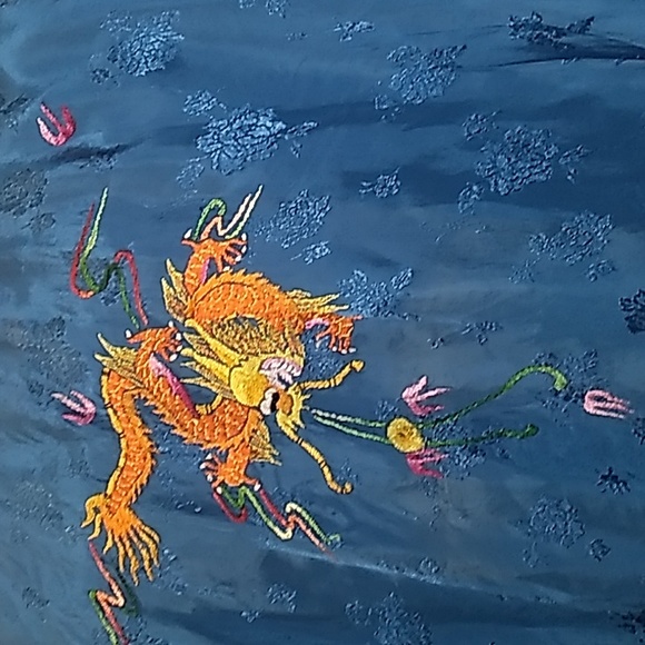 VTG "Golden Bee" Kimono (Made in China) - Picture 8 of 13